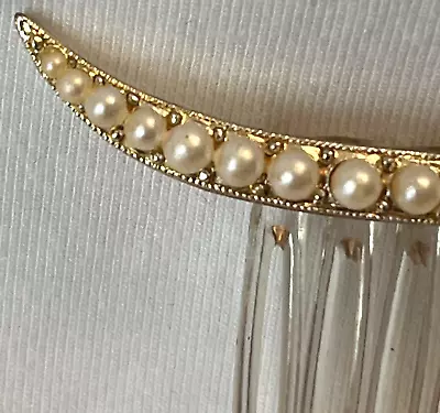 Vintage Faux Pearl Decorative Hair Comb Bridal Party Jewelry Dainty Feminine • $11.97