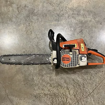 Stihl MS250 Chainsaw 18” Bar Runs Sharp Chain Ready To Go • $250