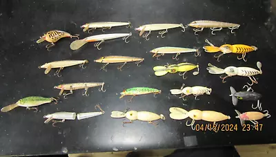 LOT OF 20  FISHING LURES Bagley Rapala And More • $24