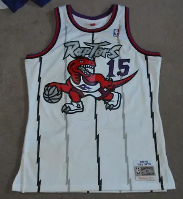 Vince Carter Toronto Raptors Mitchell & Ness 1998-99 Throwback Swingman Jersey M • $39.95