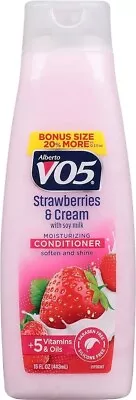 VO5 Moisture Milks Moisturizing Conditioner Strawberries & Cream • $10.50