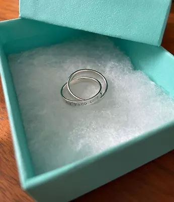 £180 • Buy Tiffany & Co Silver Interlocking Circle Rings Size S With Box