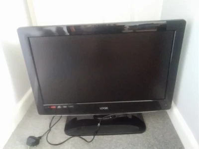 £35 • Buy Logik TV 26 Inch Good Condition, Digital And DVD Player. Works Very Well With Co