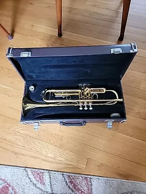 Yamaha YTR-2335 Trumpet - Excellent Condition • $395