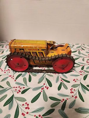 Vintage MARX Tin Litho Wind Up Bulldozer Climbing Tractor Toy.  • $19.95