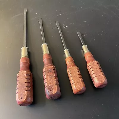 Vintage Red Wood Handle Screwdriver Made In Taiwan Set Of Four Great Condition • $29.99