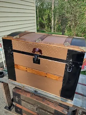 BlackDog Antique Steamer Stage Coach Trunk Dome Brown And Beige C:1800's • $759