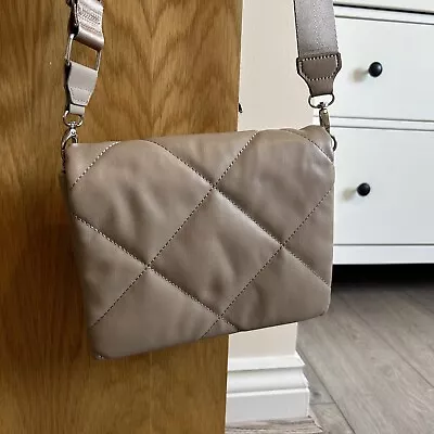 Matalan Beige Nude Crossbody Bag Quilted Design With 3 Sections 🌟 Free Postage • £5.99