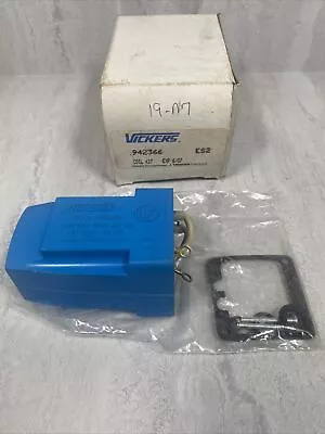 Vickers 414521 Sperry Solenoid Coil 115/120v-ac Open Box New • $79.99