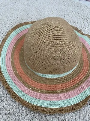 Marks & Spencer’s Girls Hat Age 3-6 Years • £4