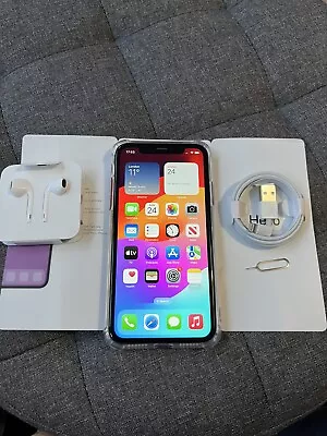 Apple IPhone XR Red - 64GB (Unlocked) A2105 (GSM) GREAT CONDITION SEE PICTURES • £31