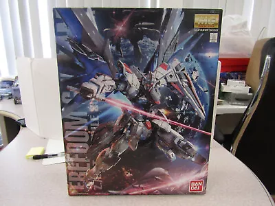 NEW IN BOX Freedom Gundam ZAFT Mobile Suit ZGMF-X10A MASTER GRADE • $79.99