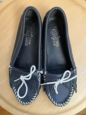 Vintage Minnetonka Moccasins Women’s Size 8 Navy Blue W Fringe And Tie EUC • $19.99