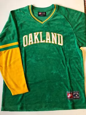 Oakland A’s L Nike Cooperstown Collection Terrycloth Jersey Sweatshirt • $25.09