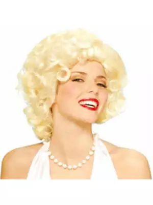 Adult Blonde Marilyn Monroe Wig • $15.99