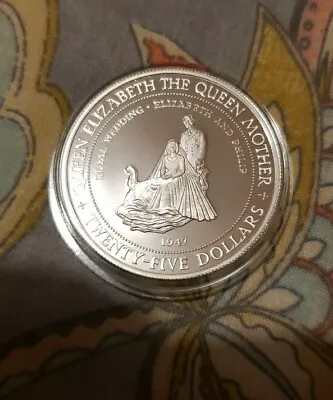 Queen Elizabeth The Queen Mother Royal Wedding Commerative $25 Coin Jamaica 1994 • £16.99