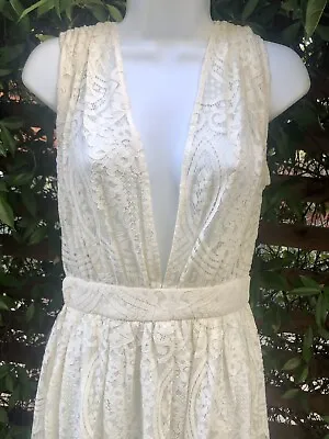 MARILYN MONROE Style Lace Plunge Cut Out Fit & Flare Prom Party Dress Medium M • $26
