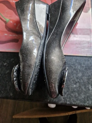 £1 • Buy Ladies Shoes Size 5.5 Used