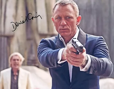 10x8 Photo Personally Autographed By Daniel Craig & COA • £0.99