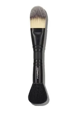 £16.99 • Buy Mac Dual Ended Foundation Brush Face Brush Brand New With Case