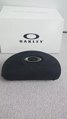 Oakley Hard Zip Case Vault | Black / Flak Half Jacket/ Radar/ Sutro/ • £16