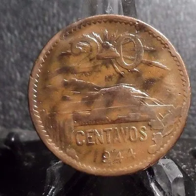 Circulated 1944 20 Centavos Mexican Coin (80416) • $3.25