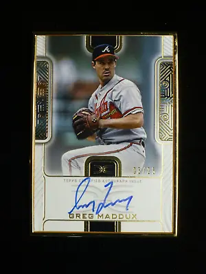 2023 Topps Definitive Gold Frame Greg Maddux On-card Auto Autograph /25 • $99.99