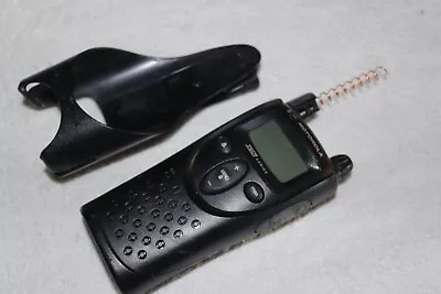 MOTOROLA 2 Way Radio XTN Series XU2100 RADIO USED- PLASTIC MISSING ON ANTENNA  • $35