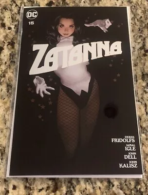 Zatanna #15 NYCC Adam Hughes Foil LTD • $54.99