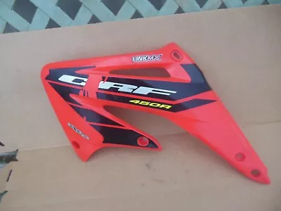 2004 Honda CRF450R CRF450 CRF 450R Gas Tank Radiator Shroud  Plastic LEFT • $29.99