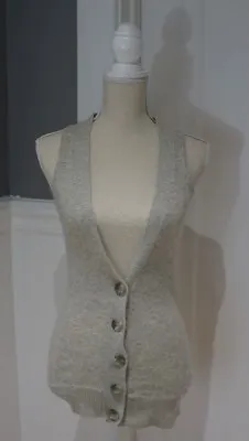 Urban Behavior Womens Size Medium Light Gray Sweater Vest 16% Rabbit Fur • $12.99