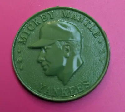 1960 Armour Plastic Coin Mickey Mantle Green  • $145