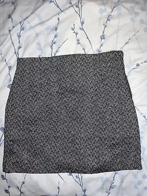 H&M Tweed Skirt Size 10 • £2