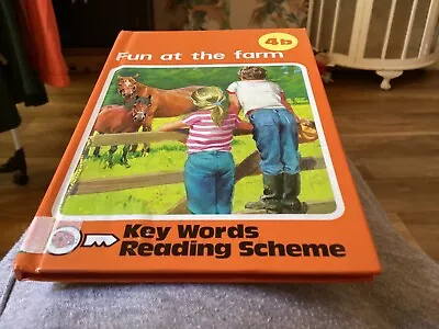 Ladybird: Key Words (4b) Fun At The Farm - HB Book (1994) **Ex Cond** • £2.99