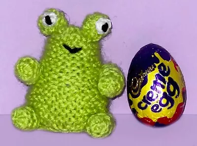 KNITTING PATTERN  - Easter Frog Chocolate Cover Fits Creme Egg • £3.25