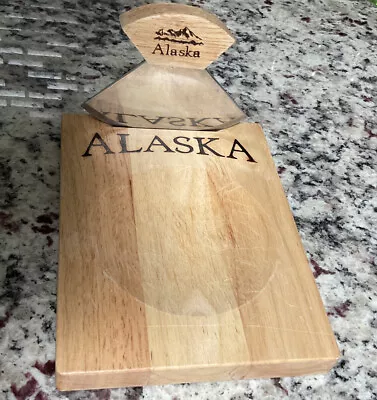 Alaska Ulu Knife With Cutting Bowl.  5  Knife With 6  By 8  Board  • $17.99