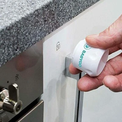 £26.31 • Buy Kitchen Child Baby Proof Magnetic Locks X 10 + 2 Keys Cupboard Door Drawer 