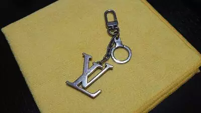 LOUIS VUITTON M65071 Portocle Initial LV Bag Charm Key Ring Accessories Silver • $139.90