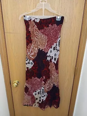 VTG Her Style Red Floral Maxi Skirt Size Medium • $6.80