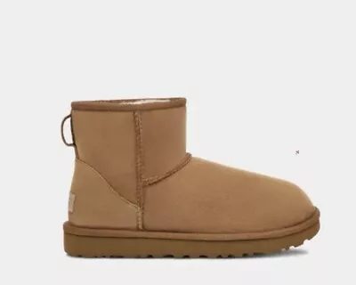 UGG W Classic Mini II Cold Weather / Snow Boots - Size 8 - New/Open Box • $105