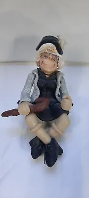 D Manning Figurine Old Lady Over The Hill Shelf Sitter Limited Edition • $11.50
