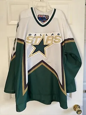 Dallas Stars Hockey CCM NHL Jersey #9 Mike Modano Men’s X-Large • $200