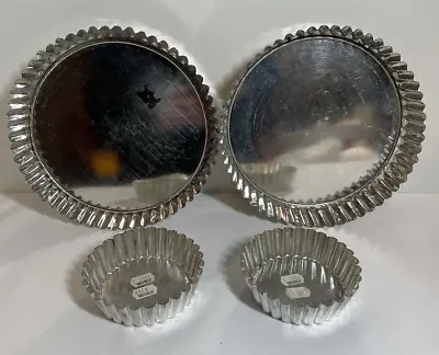 VINTAGE Set Of 4 Tart Pans Removeable Bottoms 8 Inches And 4 Inches • $24.99