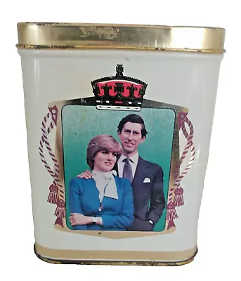 Vintage Souvenir Tea Tin Of The Royal Marriage Of Charles & Diana 29th July 1981 • £9.99