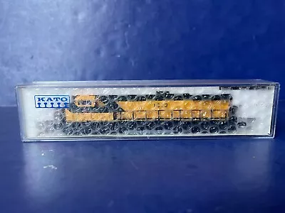 Kato - N Scale 176-3302 C&NW GE C44-9W Diesel Locomotive • $95