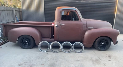 $1000 • Buy Chev / HQ STEELIE SMOOTHIE WHEELS AND TYRES 15” INCH