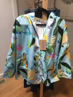 $70 • Buy Gorman Raincoat M/L