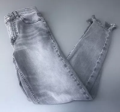 £4 • Buy Top Shop Jamie Grey Sim Jeans Size Frayed Cuffs Waist 26 “ Length 30” (s) (au R)