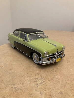 $54.65 • Buy Precision Miniature 1/18 1950 Ford Crestline Two Sedan, Green & Black, NO BOX