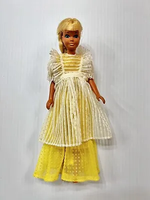 1967 Mattel Skipper Malibu In # 7847 “Flair So Prettily” Flower Girl Dress Apron • $59